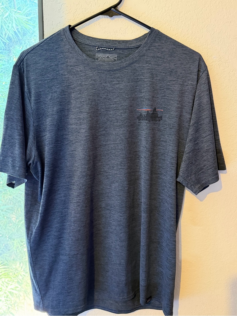 Patagonia Men's Heather Navy Short-Sleeve Performance Tee